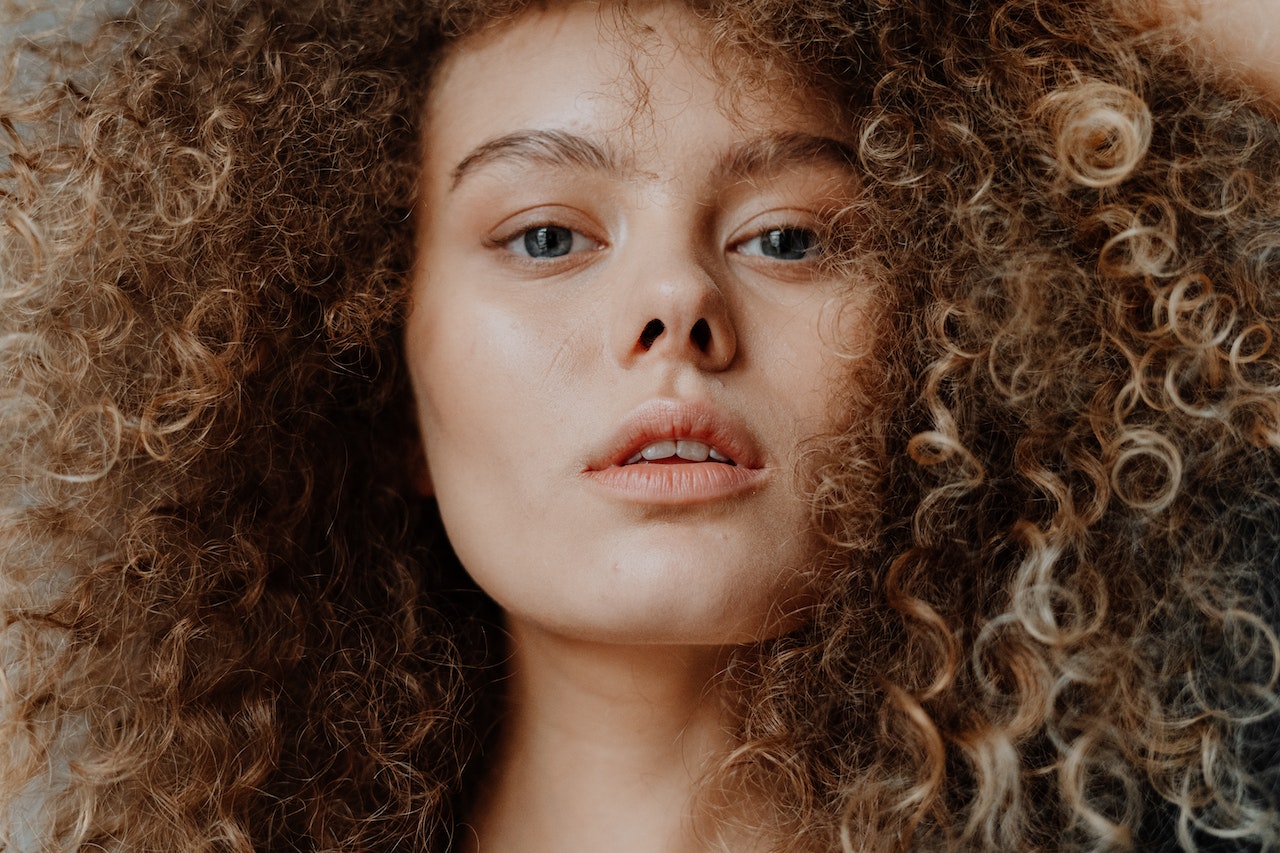 How to Figure Out Your Curly Hair Type