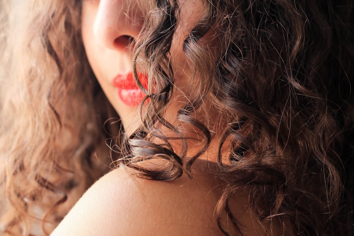 Try Hair Plopping to Get Perfectly Defined Curls